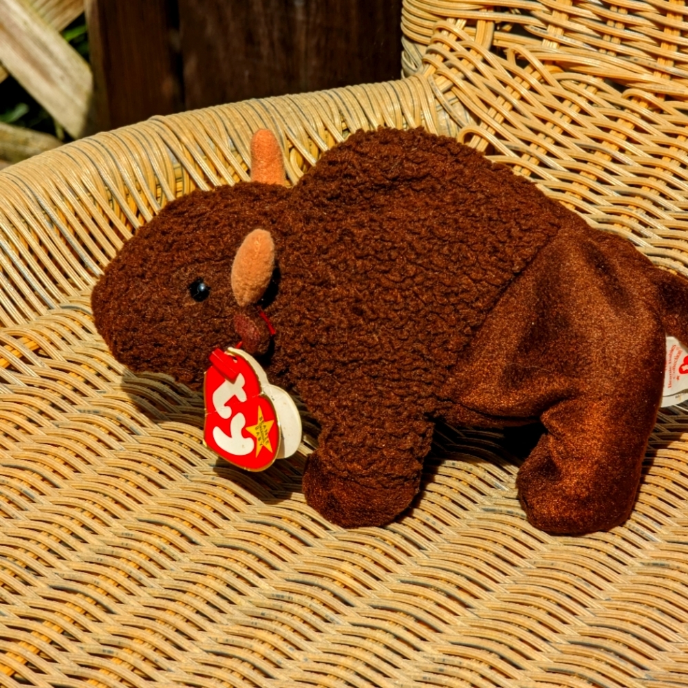 Ty Beanie Babies retired 1998 Roam . Bison